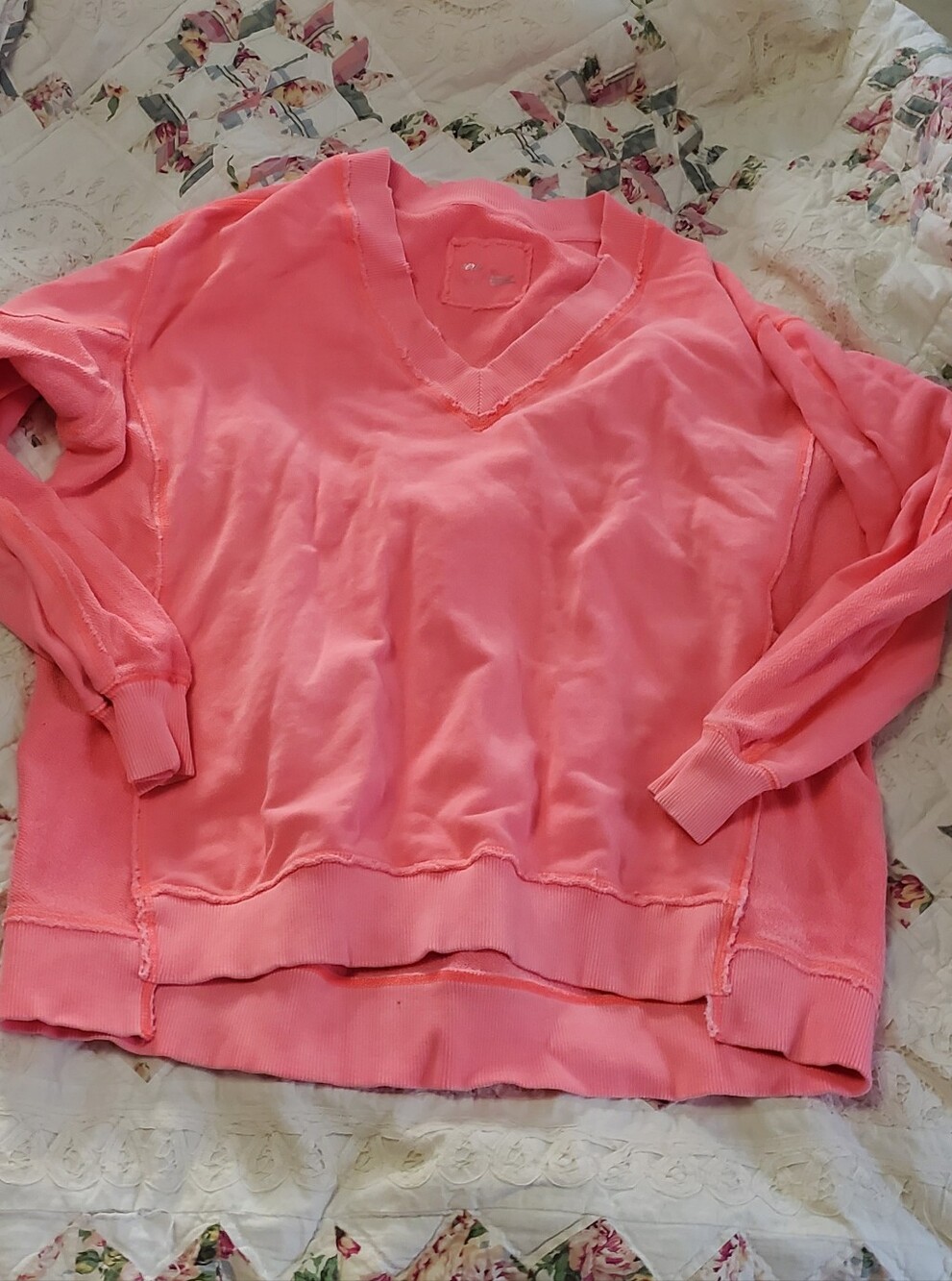 aerie Coral Pink V-Neck Pullover Sweater Small Oversized